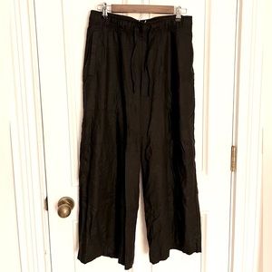 NWOT The North Face Wide Leg Crop Pants
